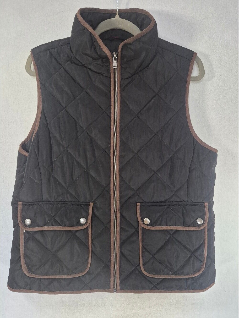 G H Bass and Co Black Quilted Zip Front Vest Size L